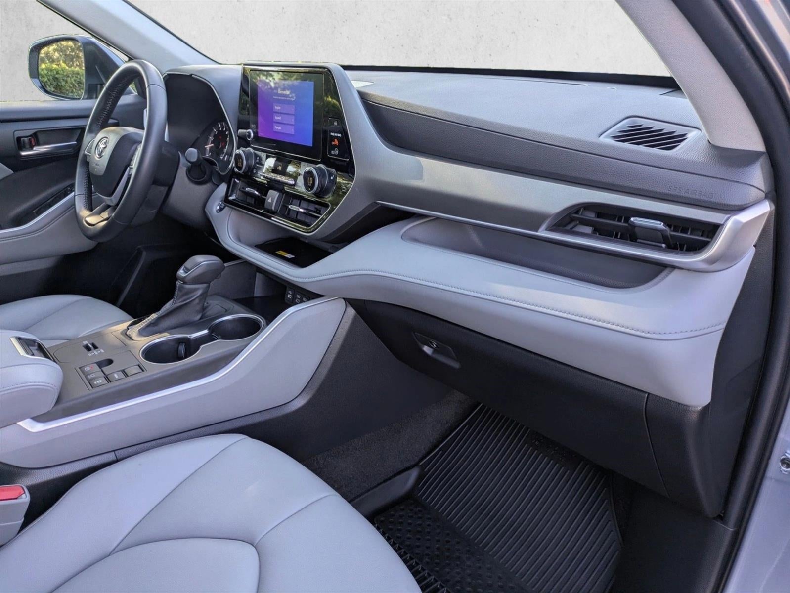 2023 Toyota Highlander XLE FWD (Natl)