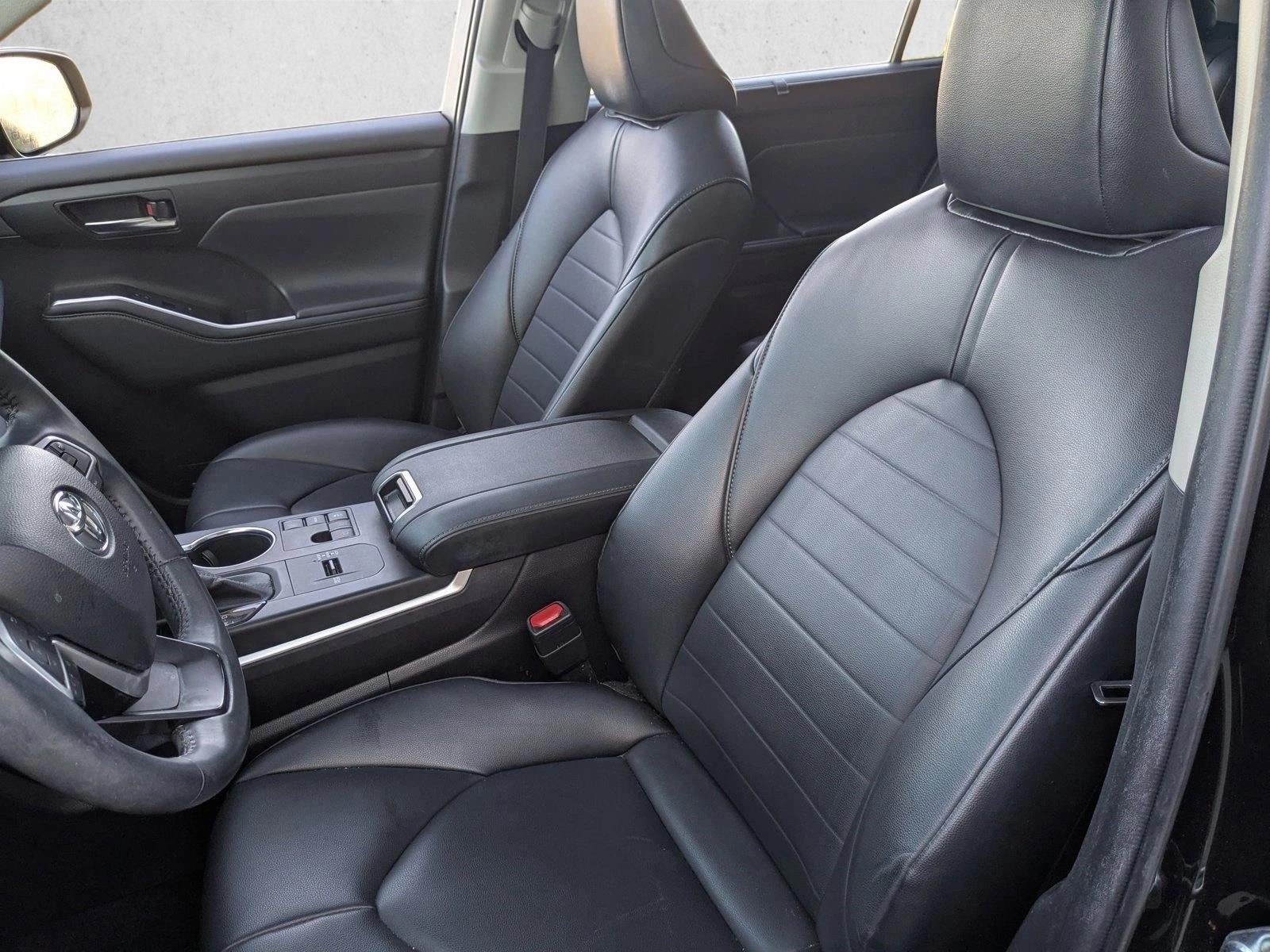 2023 Toyota Highlander XLE FWD (Natl)