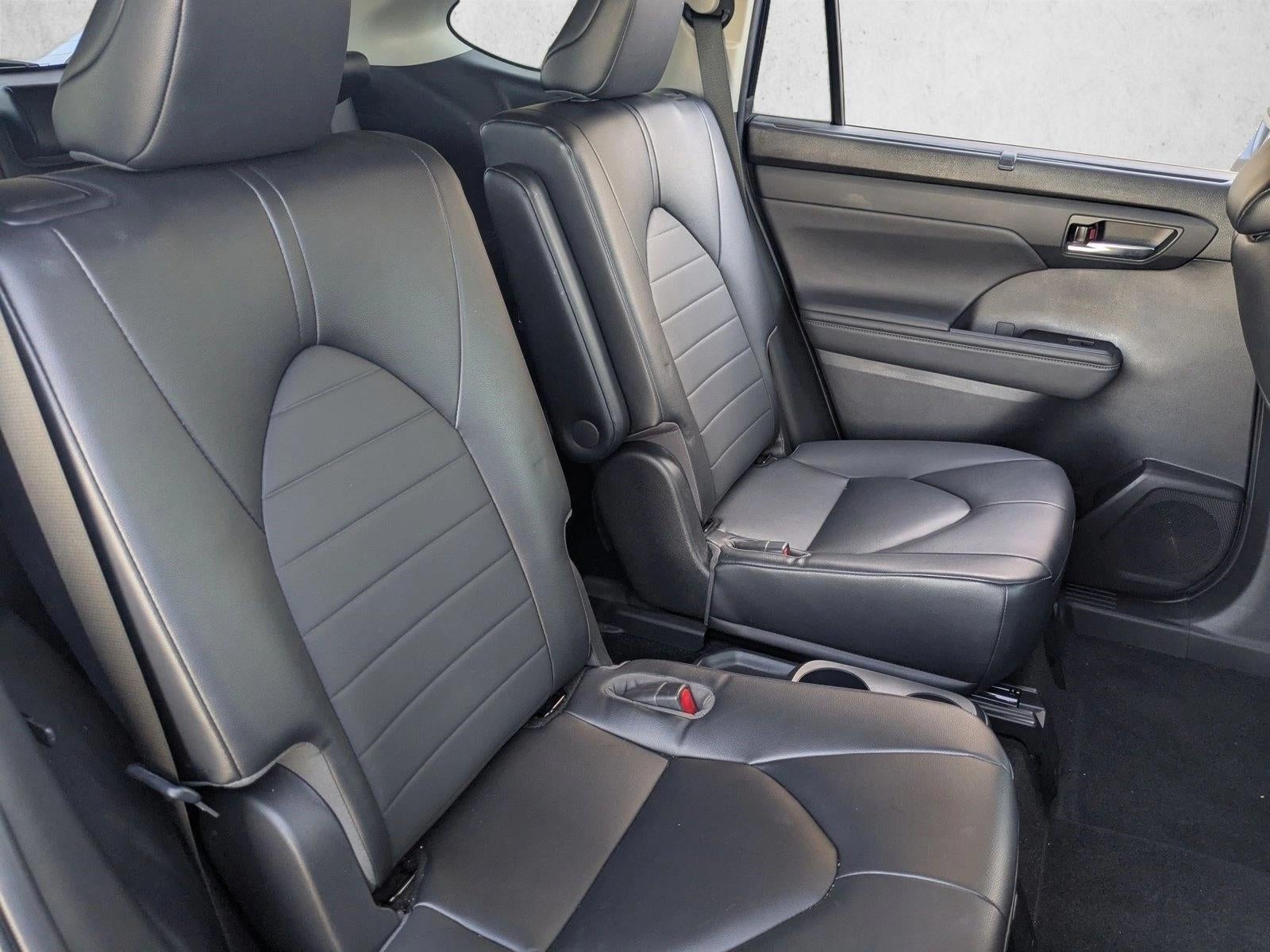 2023 Toyota Highlander XLE FWD (Natl)