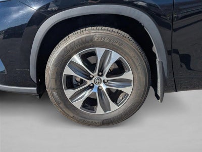 2023 Toyota Highlander XLE FWD (Natl)