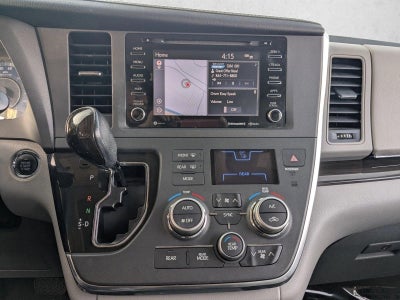 2018 Toyota Sienna XLE FWD 8-Passenger (Natl)