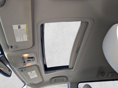 2018 Toyota Sienna XLE FWD 8-Passenger (Natl)