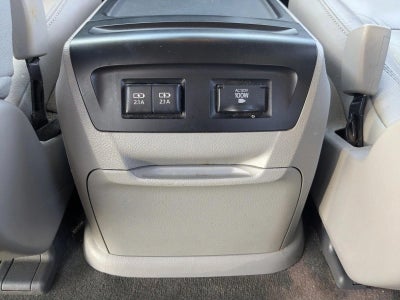 2018 Toyota Sienna XLE FWD 8-Passenger (Natl)