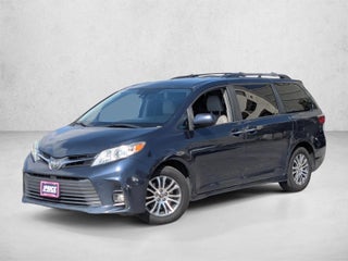 2019 Toyota Sienna XLE FWD 8-Passenger (Natl)