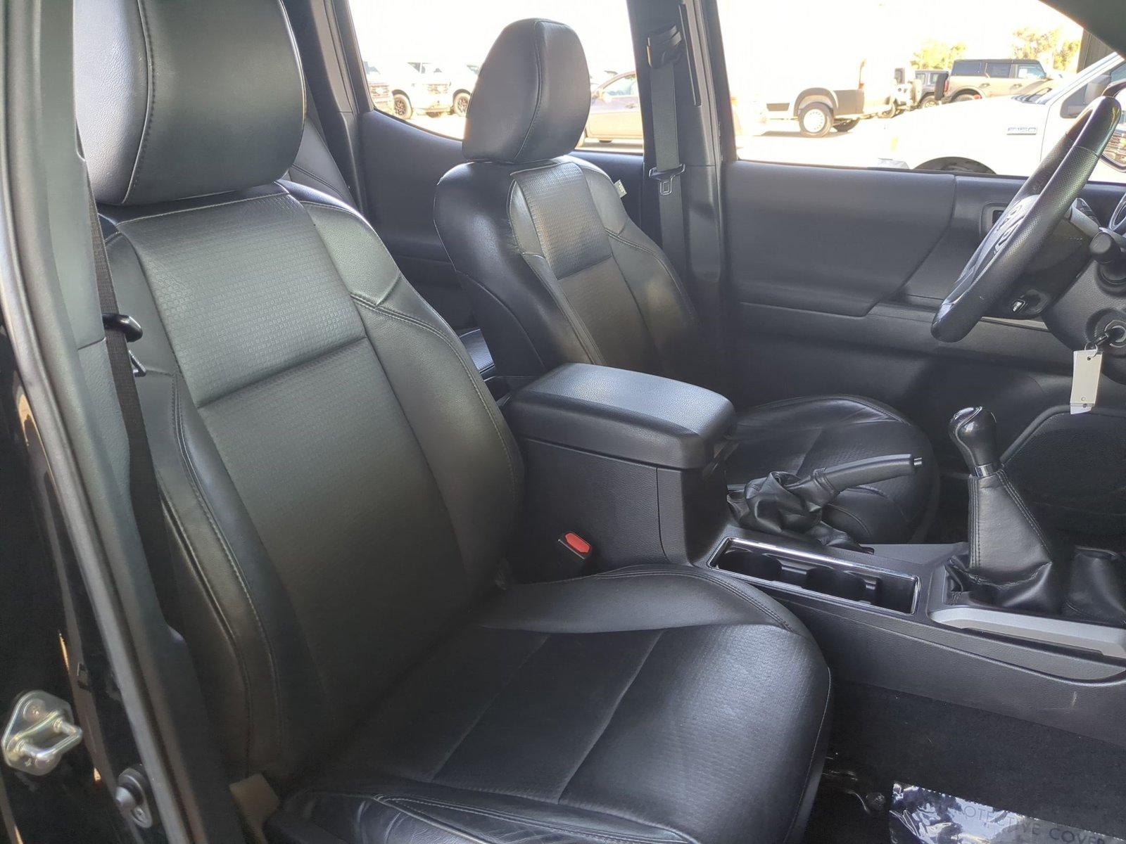 2021 Toyota Tacoma 4WD 4WD TRD Off Road Double Cab 5' Bed V6 MT (Natl)