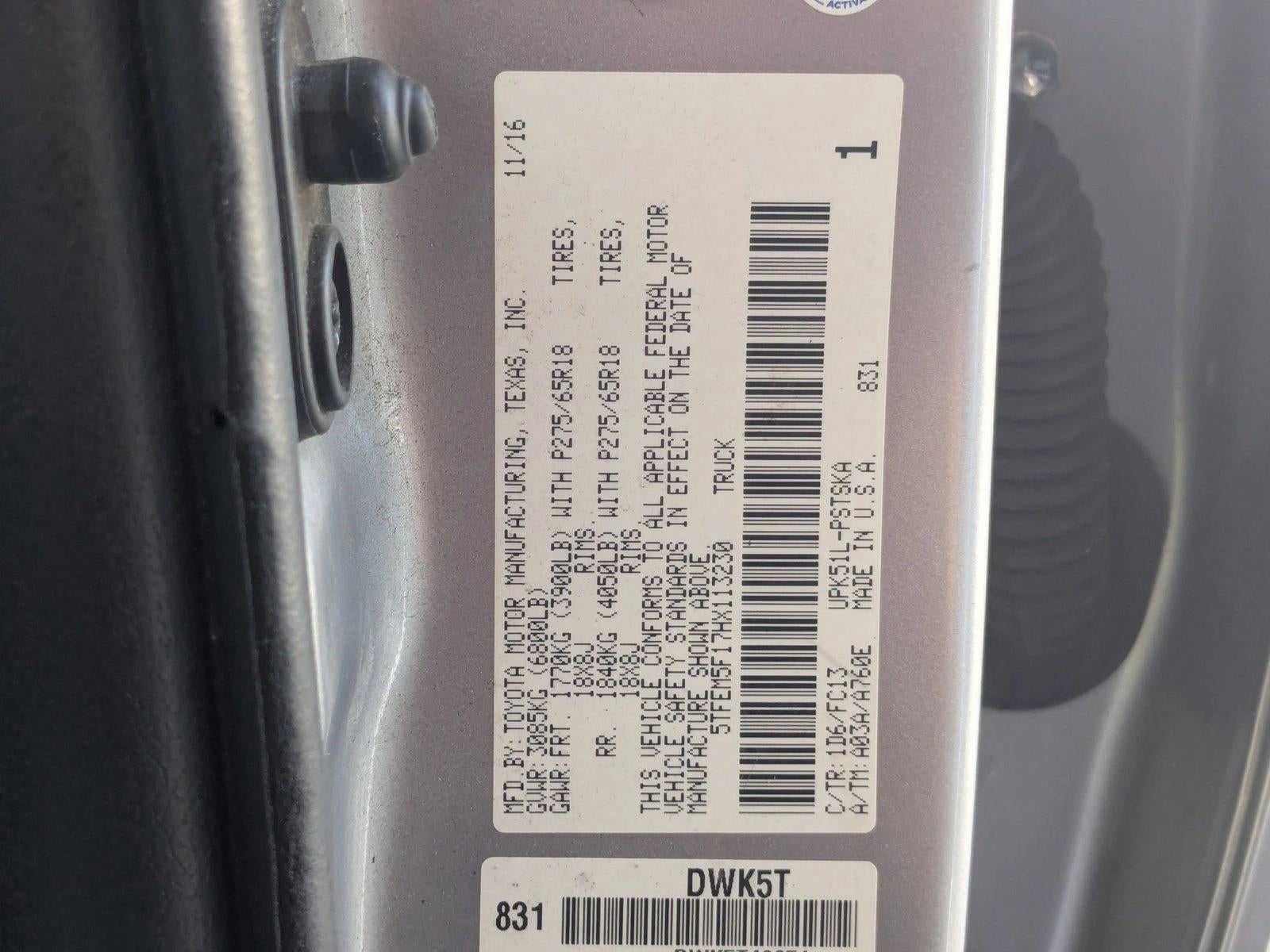 2017 Toyota Tundra 2WD 2WD SR5 CrewMax 5.5' Bed 4.6L (Natl)