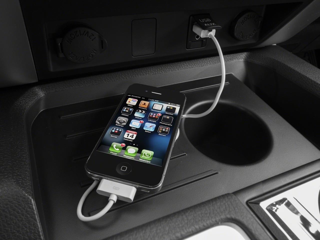 2017 Toyota Tundra 2WD 2WD SR5 CrewMax 5.5' Bed 4.6L (Natl)