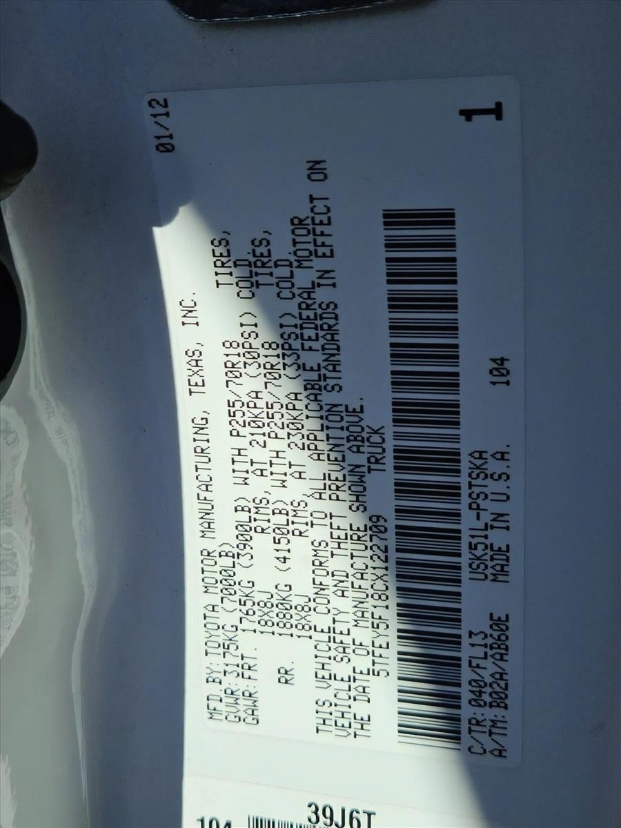 2012 Toyota Tundra 2WD Truck 2WD CrewMax Short Bed 5.7L (Natl)