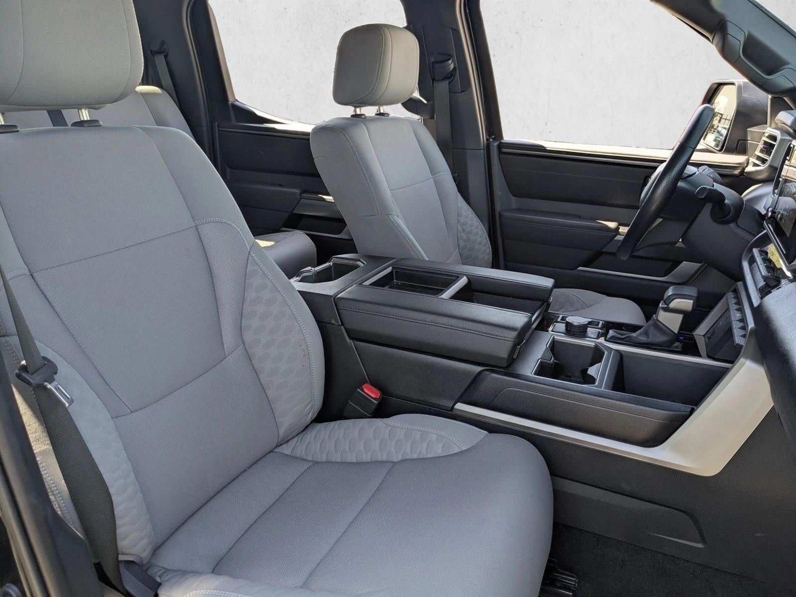 2025 Toyota Tundra 4WD 4WD SR5 CrewMax 5.5' Bed (Natl)
