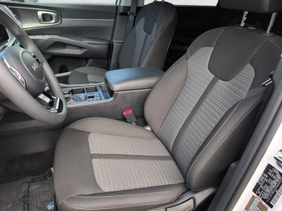 2025 Kia Sorento LX FWD