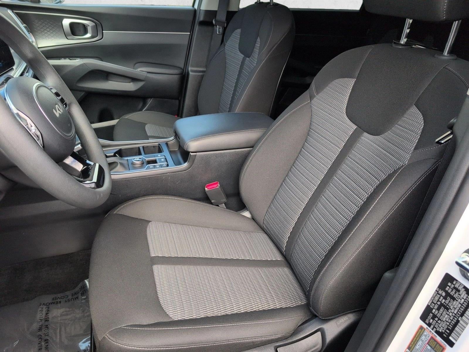 2025 Kia Sorento LX FWD