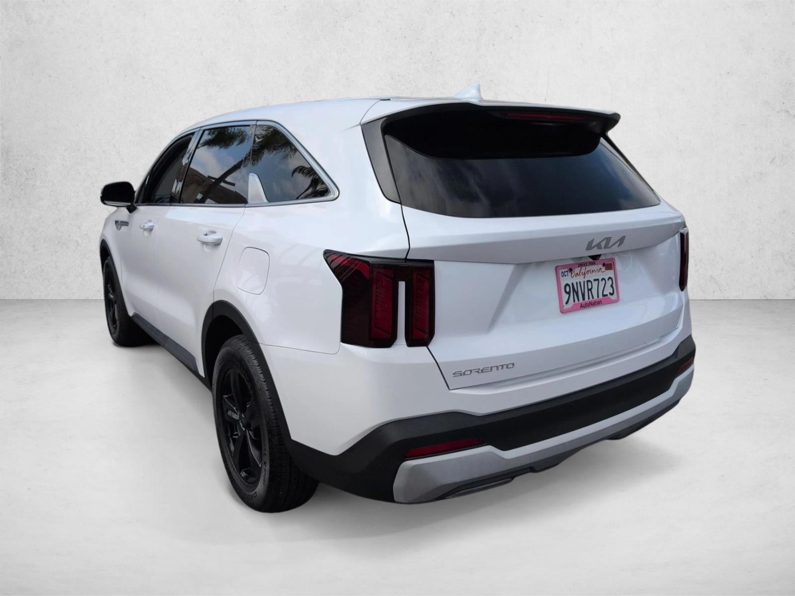 2025 Kia Sorento LX FWD