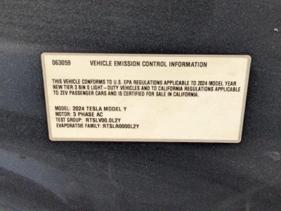2024 Tesla Model Y Long Range AWD