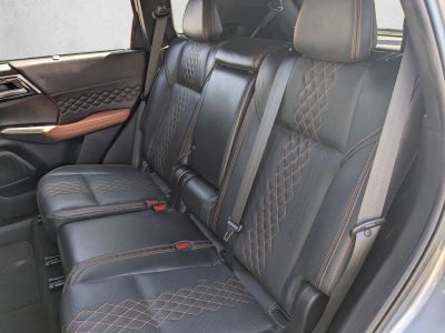 2023 Mitsubishi Outlander SEL FWD