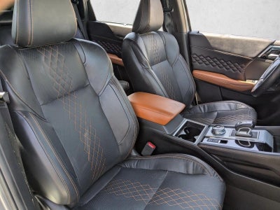 2023 Mitsubishi Outlander SEL FWD