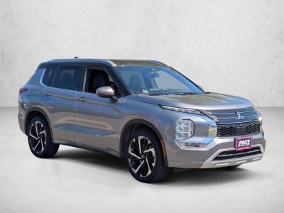 2023 Mitsubishi Outlander SEL FWD