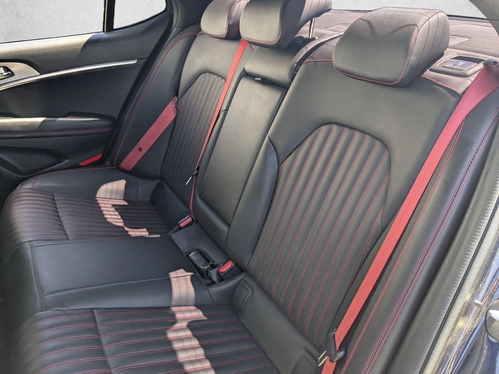 2023 Genesis G70 2.0T RWD