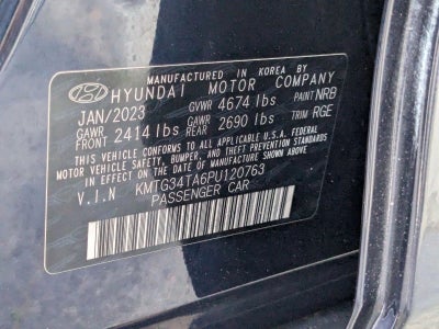2023 Genesis G70 2.0T RWD