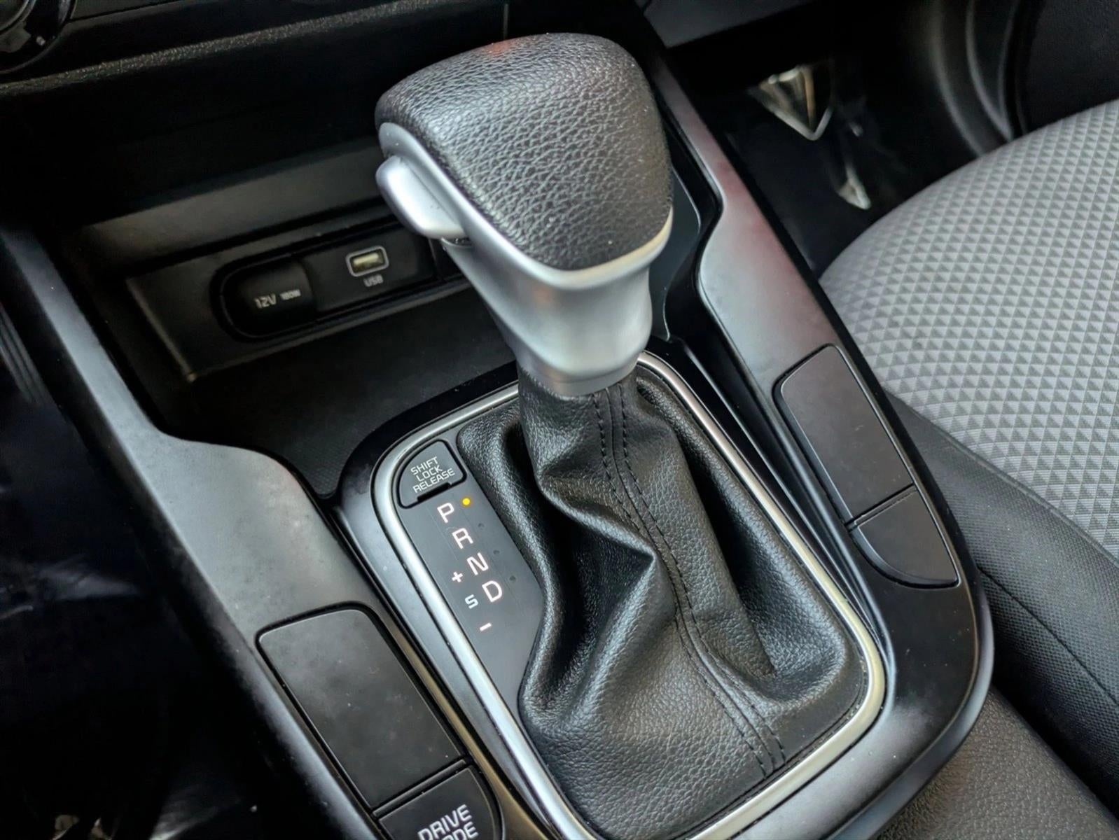 2024 Kia Soul LX IVT