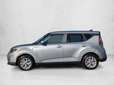 2024 Kia Soul LX IVT