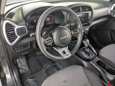 2023 Kia Soul LX IVT