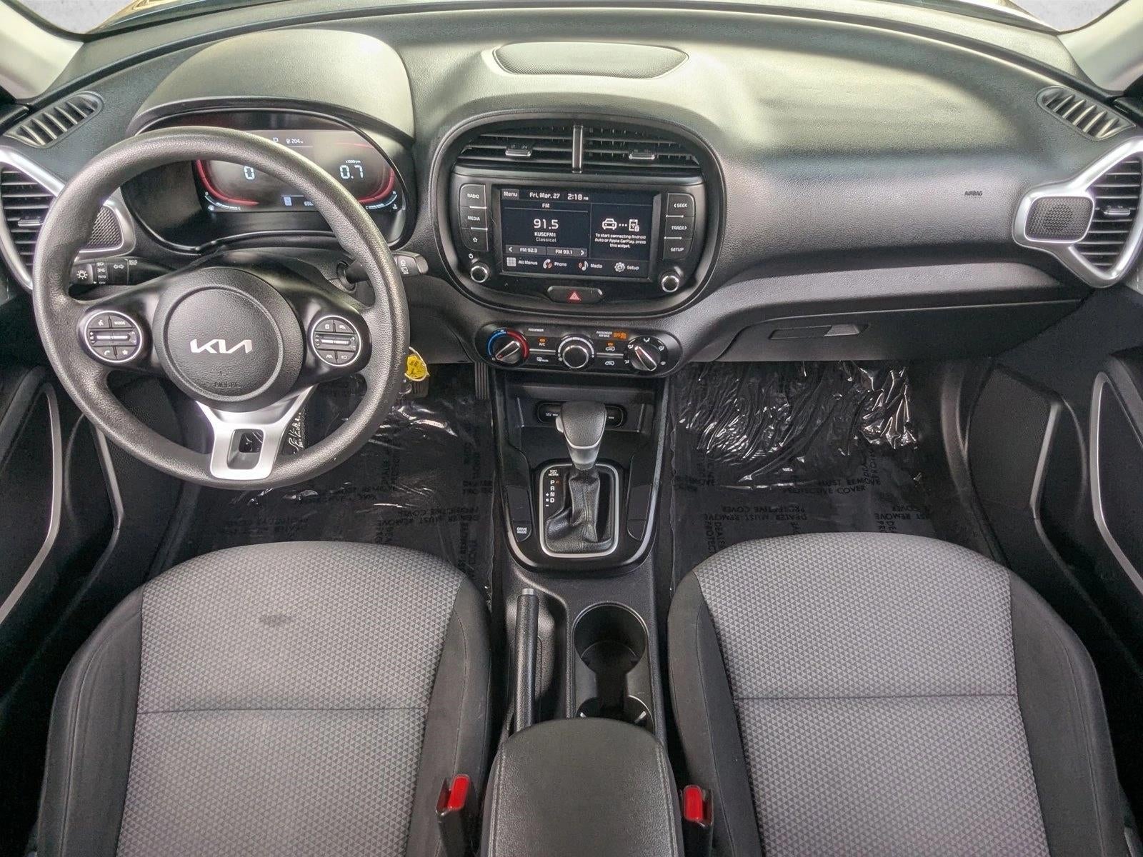 2023 Kia Soul LX IVT