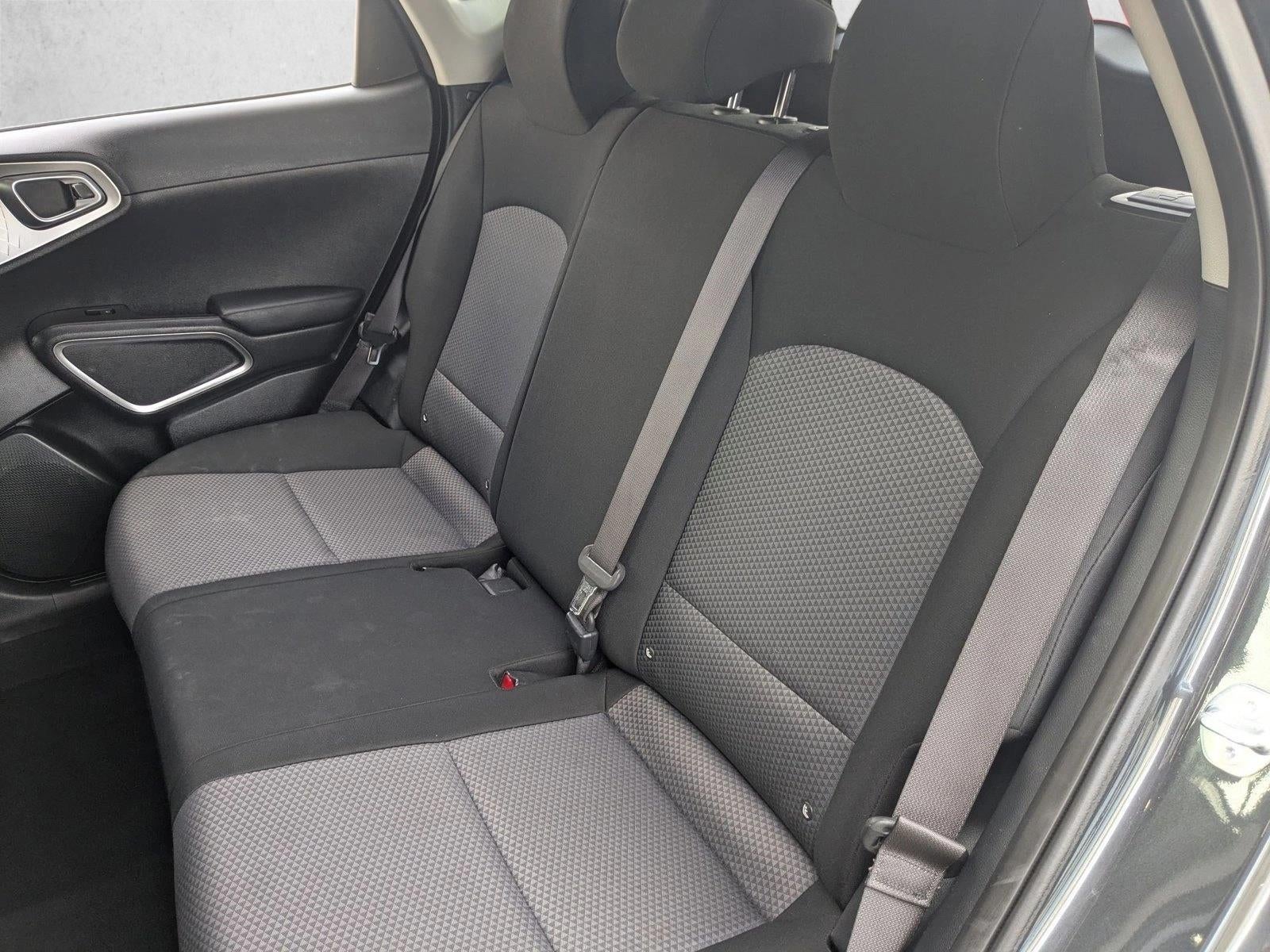 2023 Kia Soul LX IVT