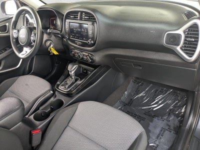 2023 Kia Soul LX IVT