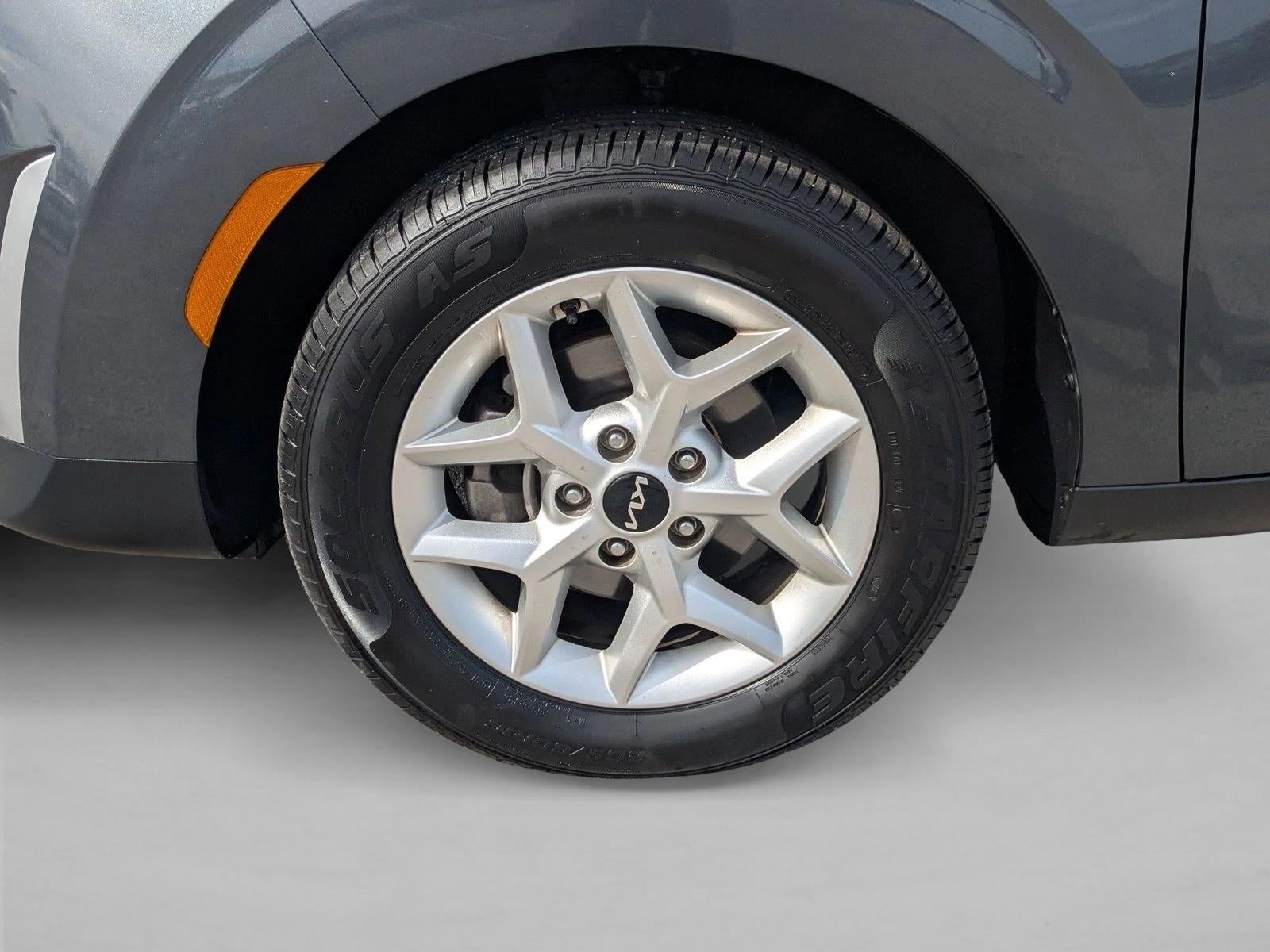 2023 Kia Soul LX IVT