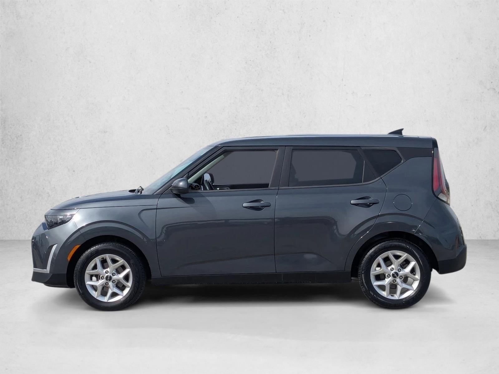 2023 Kia Soul LX IVT