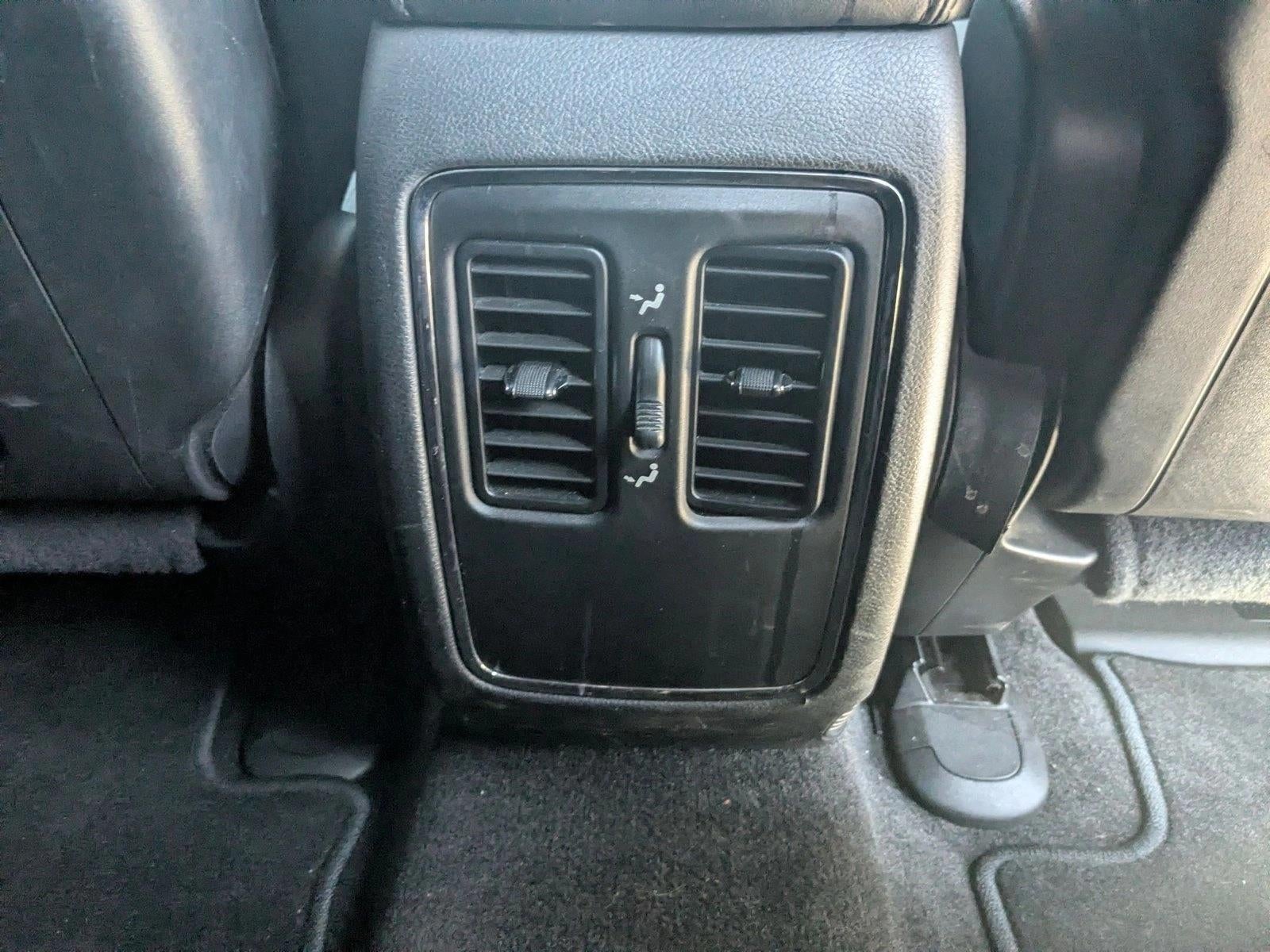 2018 Jeep Grand Cherokee Laredo 4x2 *Ltd Avail*