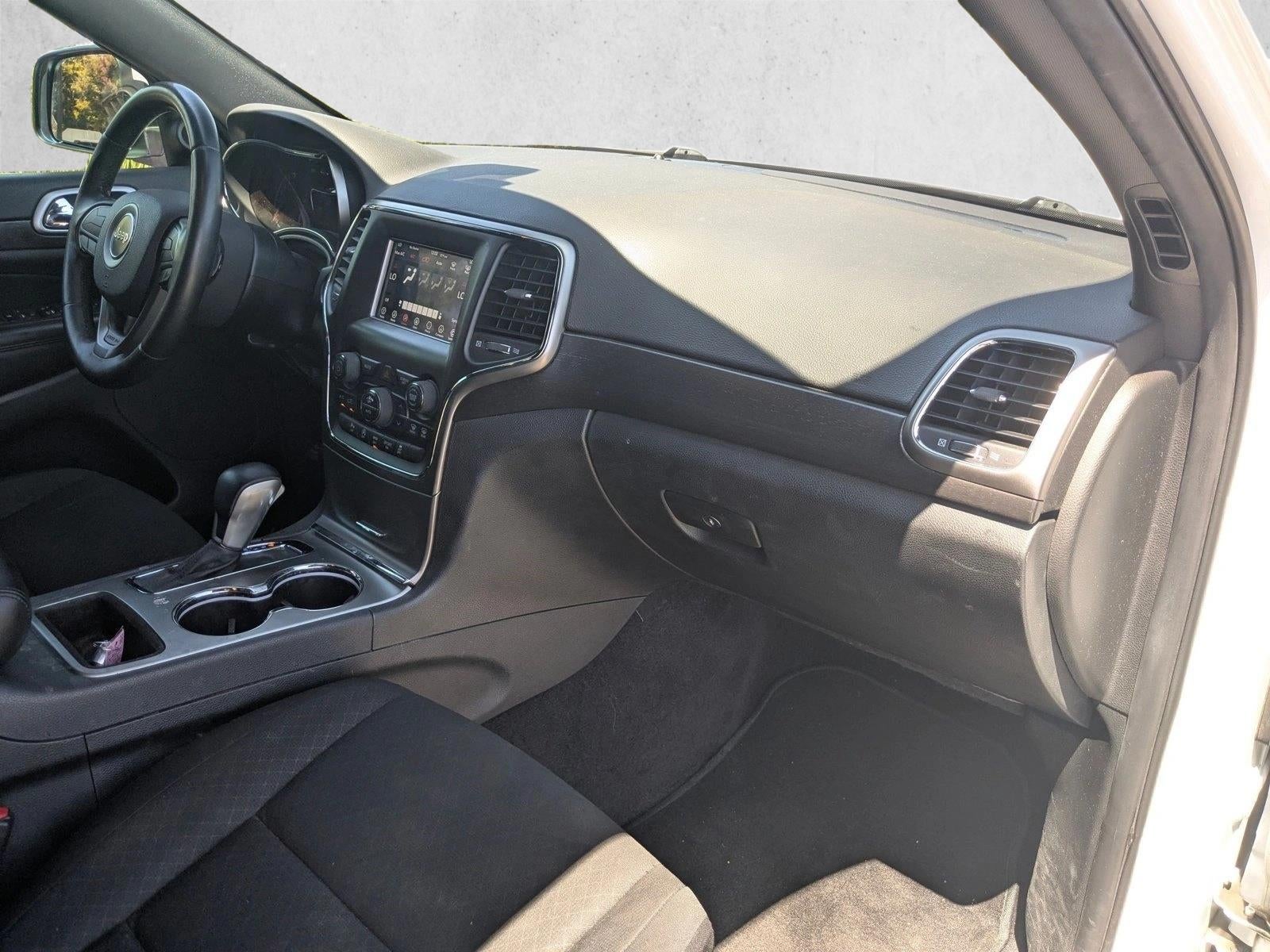 2018 Jeep Grand Cherokee Laredo 4x2 *Ltd Avail*