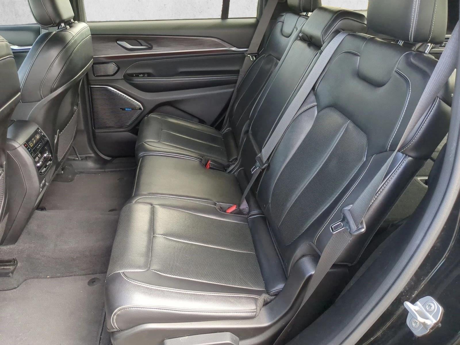 2022 Jeep Grand Cherokee L Overland 4x4
