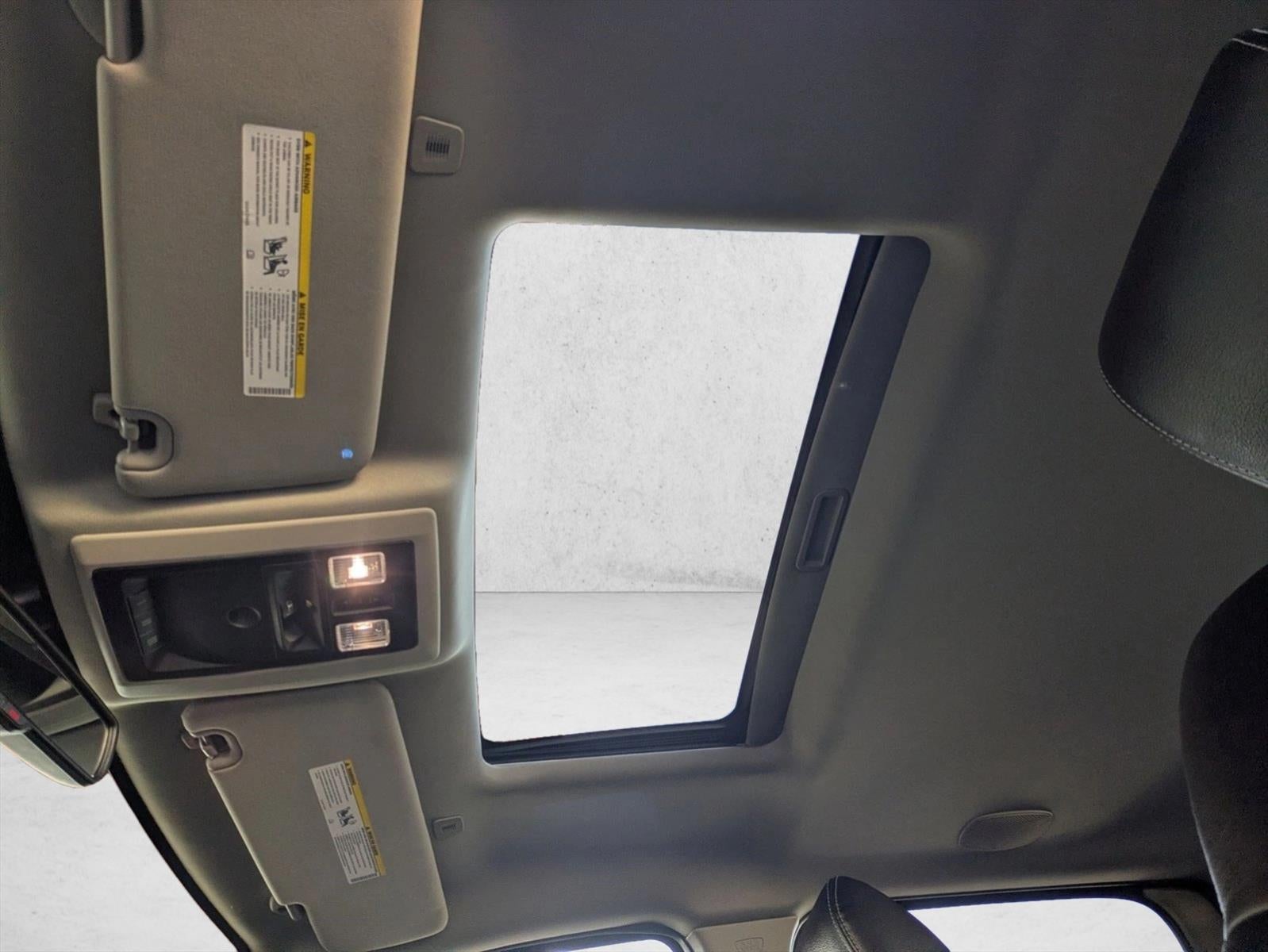 2018 RAM 1500 Laramie 4x4 Crew Cab 6'4" Box