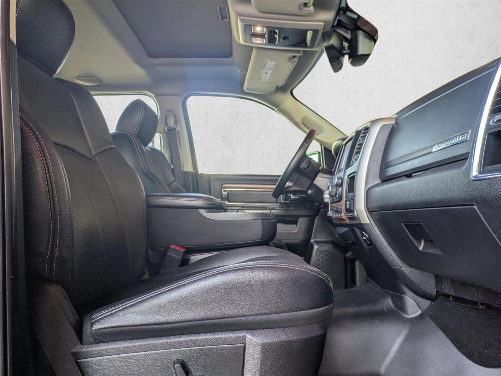 2018 RAM 1500 Laramie 4x4 Crew Cab 6'4" Box