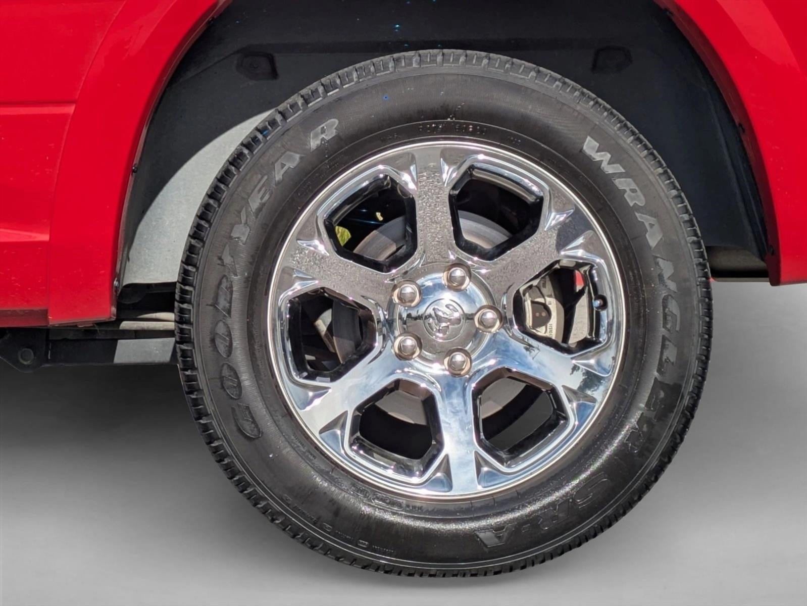 2018 RAM 1500 Laramie 4x4 Crew Cab 6'4" Box