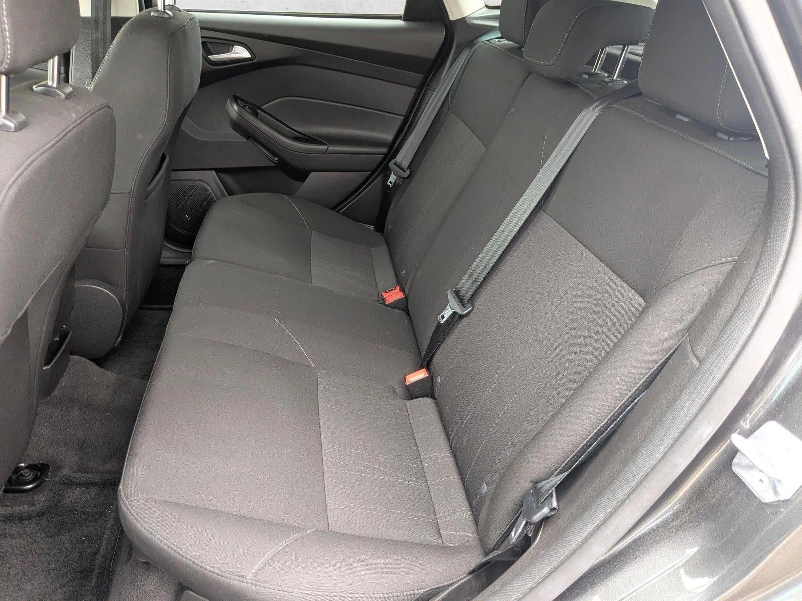 2018 Ford Focus SEL Hatch