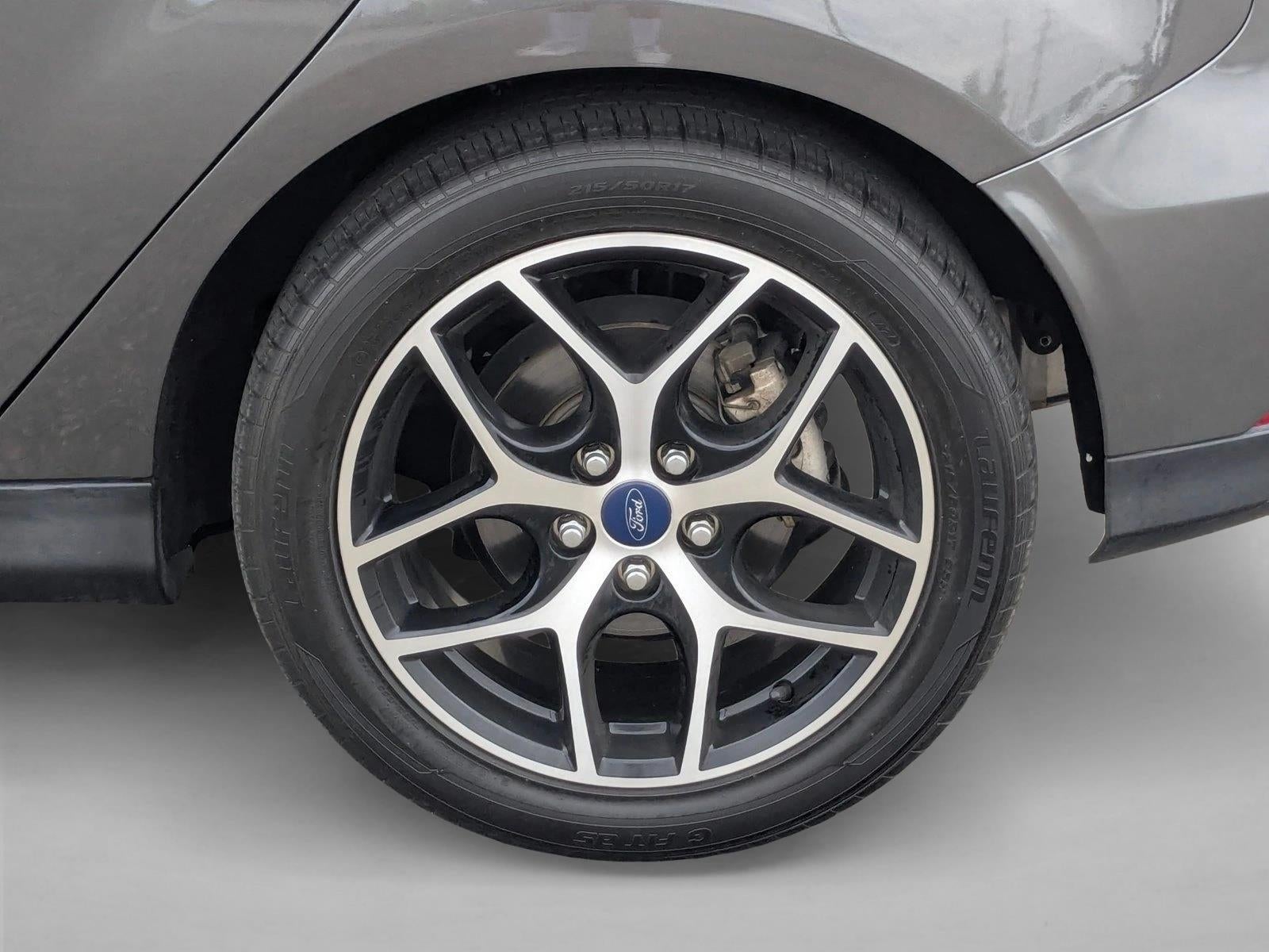 2018 Ford Focus SEL Hatch