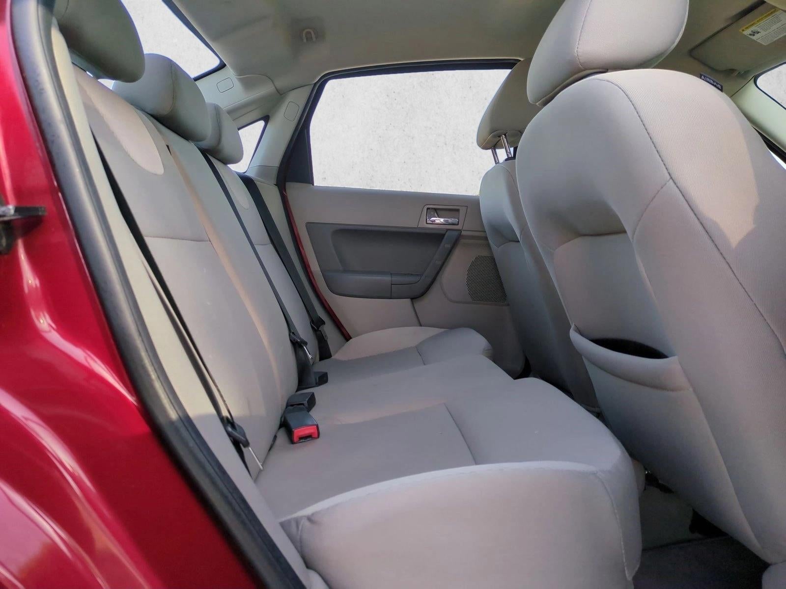 2009 Ford Focus 4dr Sdn SES