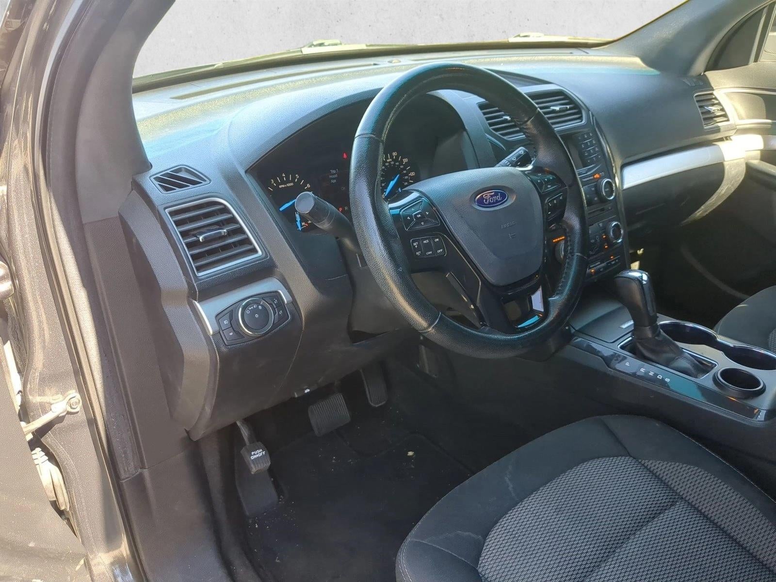 2017 Ford Explorer XLT FWD