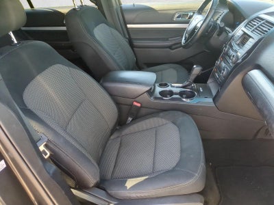 2017 Ford Explorer XLT FWD