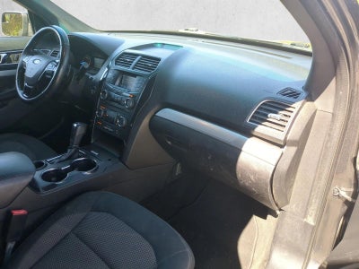 2017 Ford Explorer XLT FWD