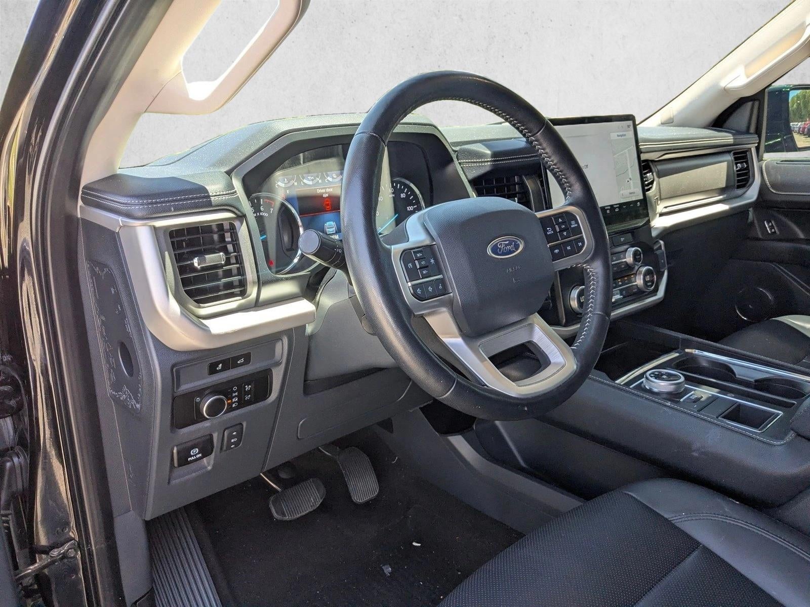 2022 Ford Expedition Max XLT 4x2