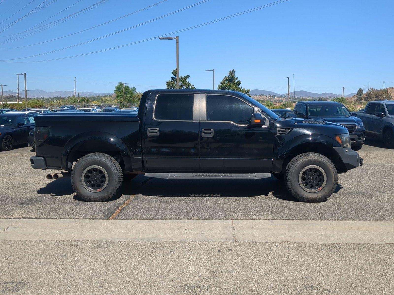 2011 Ford F-150 4WD SuperCrew 5-1/2 Ft Box SVT Raptor