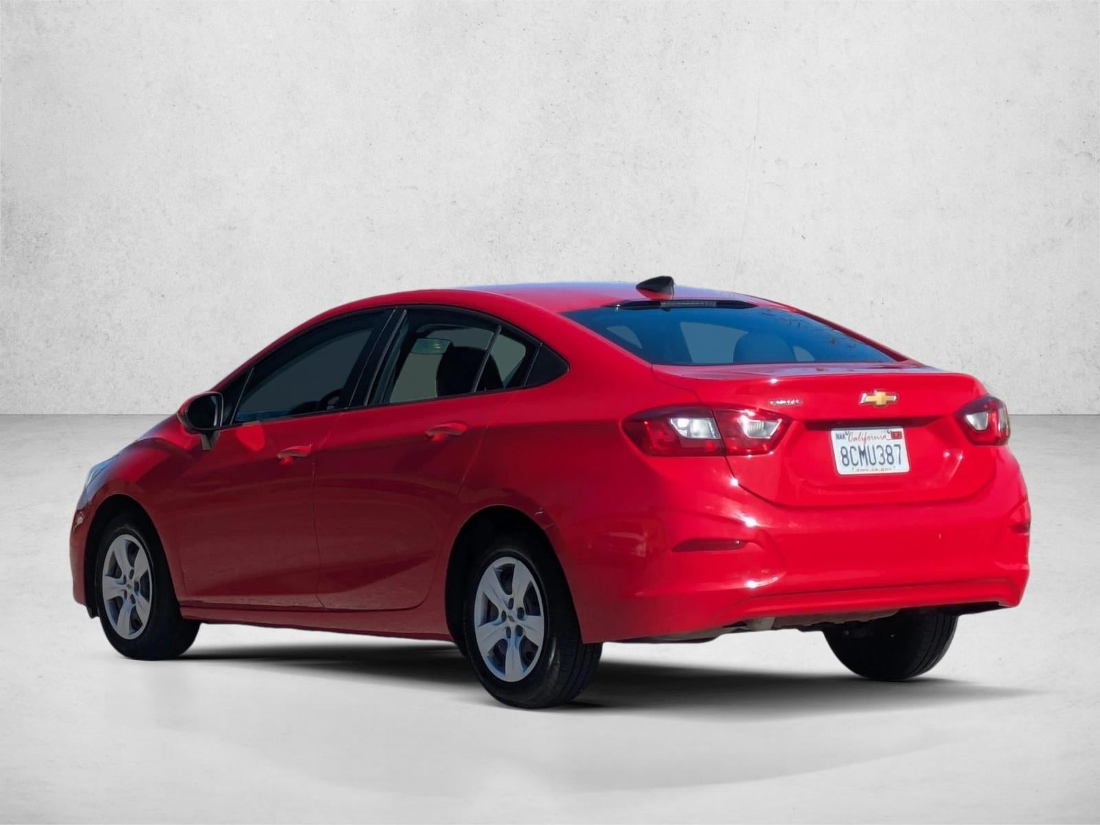 2018 Chevrolet Cruze Sedan LS (Automatic)