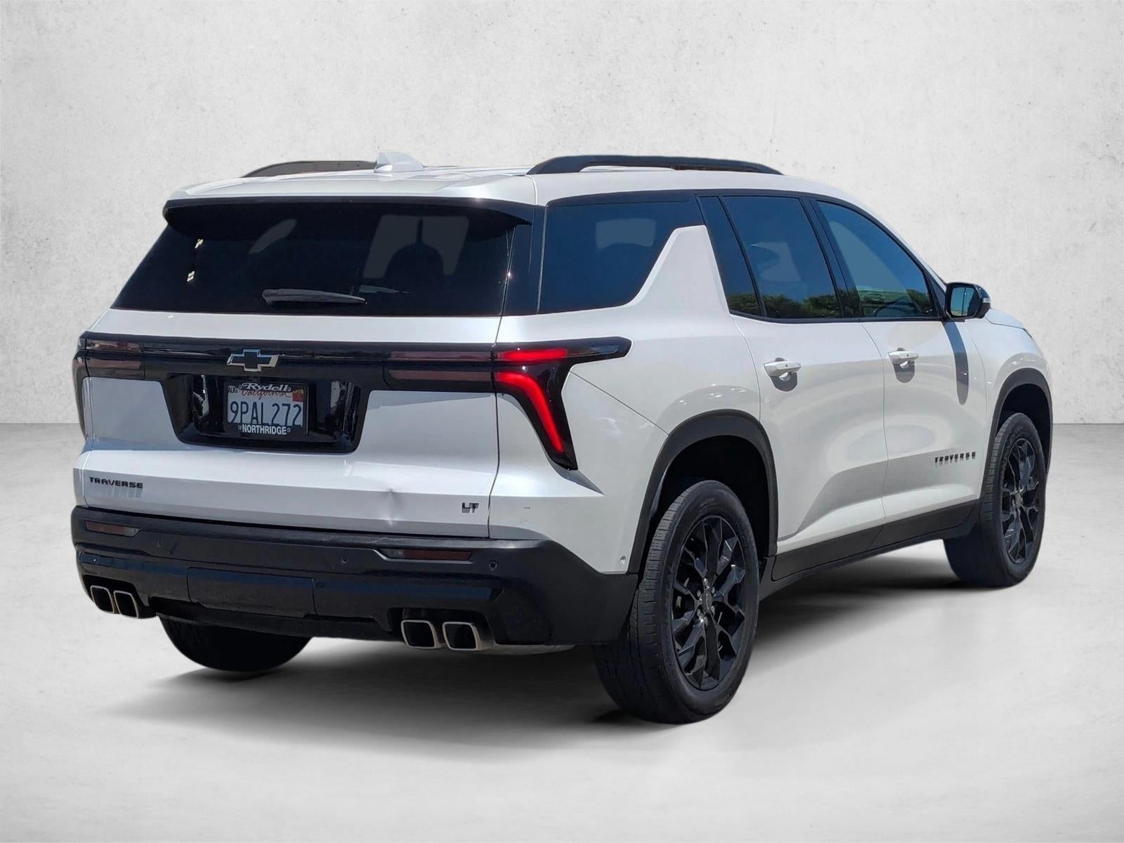 2024 Chevrolet Traverse LT w/1LT
