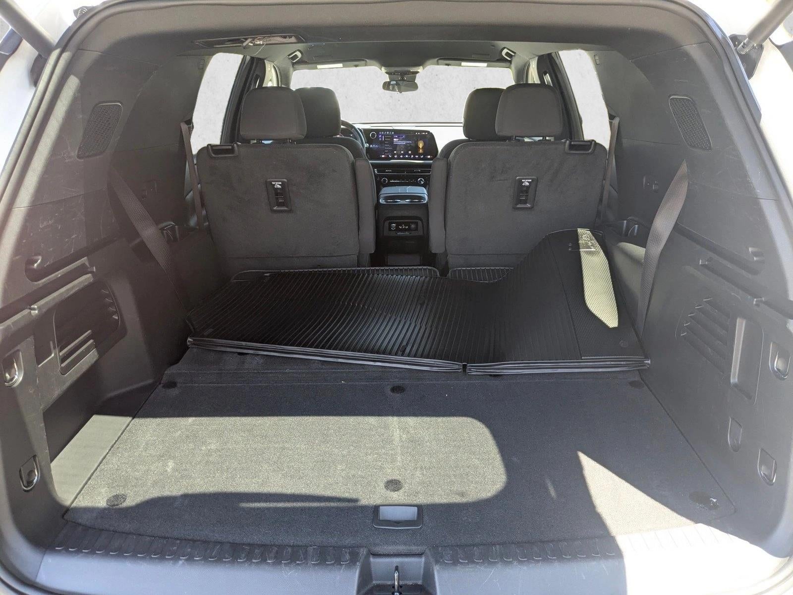 2024 Chevrolet Traverse LT w/1LT