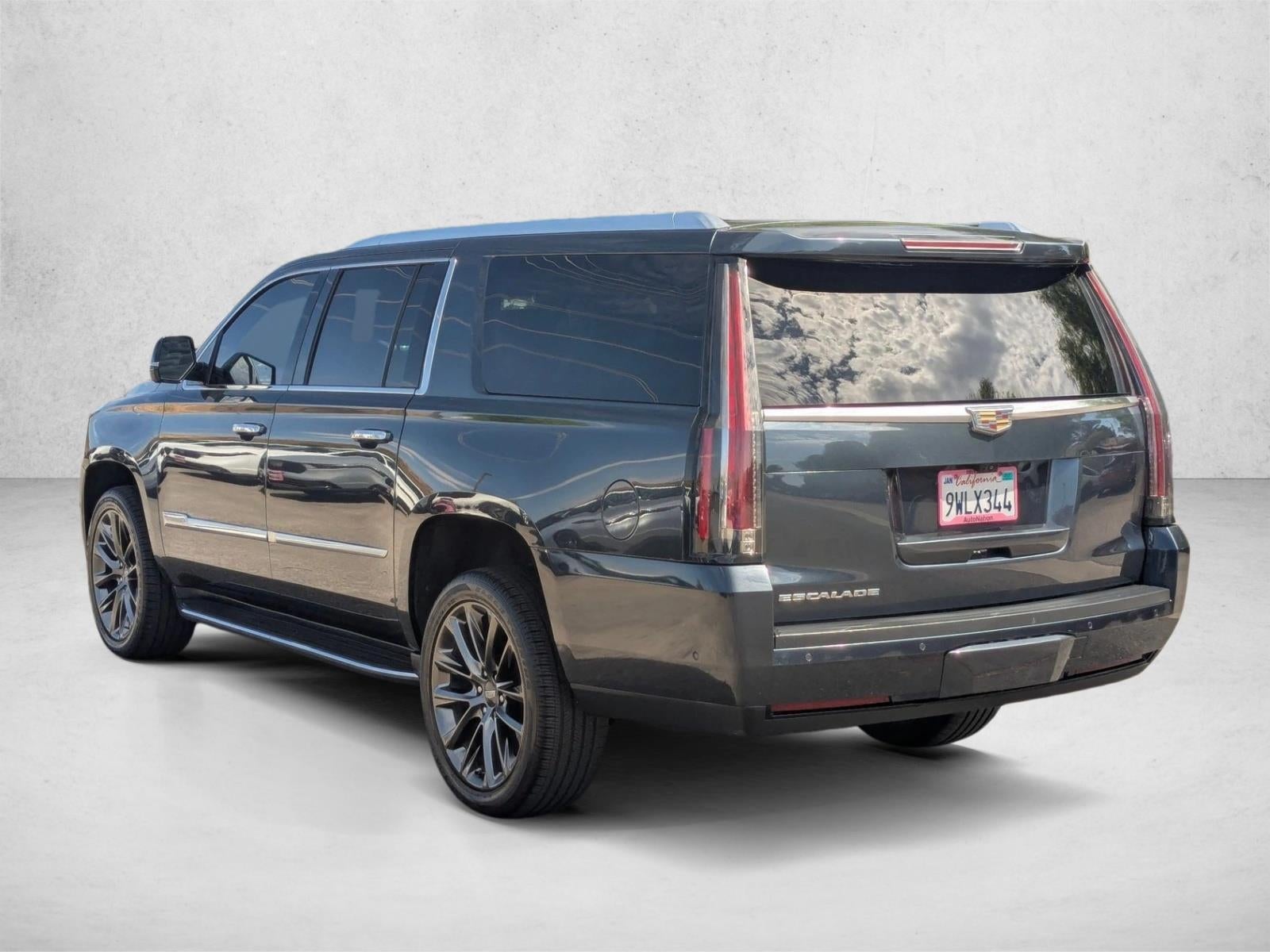 2020 Cadillac Escalade ESV RWD Luxury