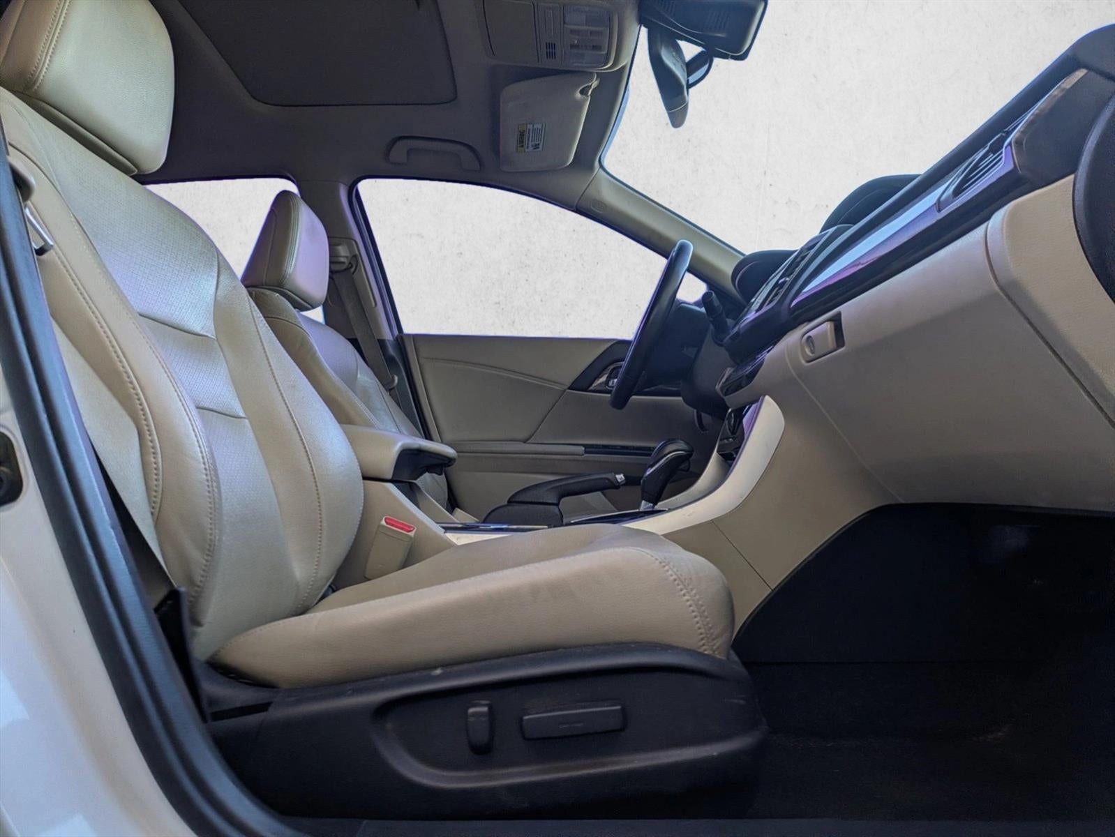 2016 Honda Accord Sedan EX-L CVT PZEV with Navigation and Honda Sensing