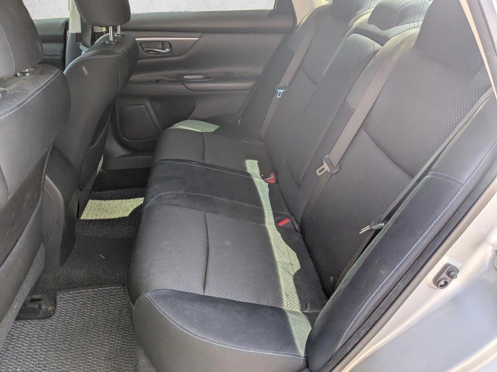 2016 Nissan Altima 4dr Sdn I4 2.5 SR